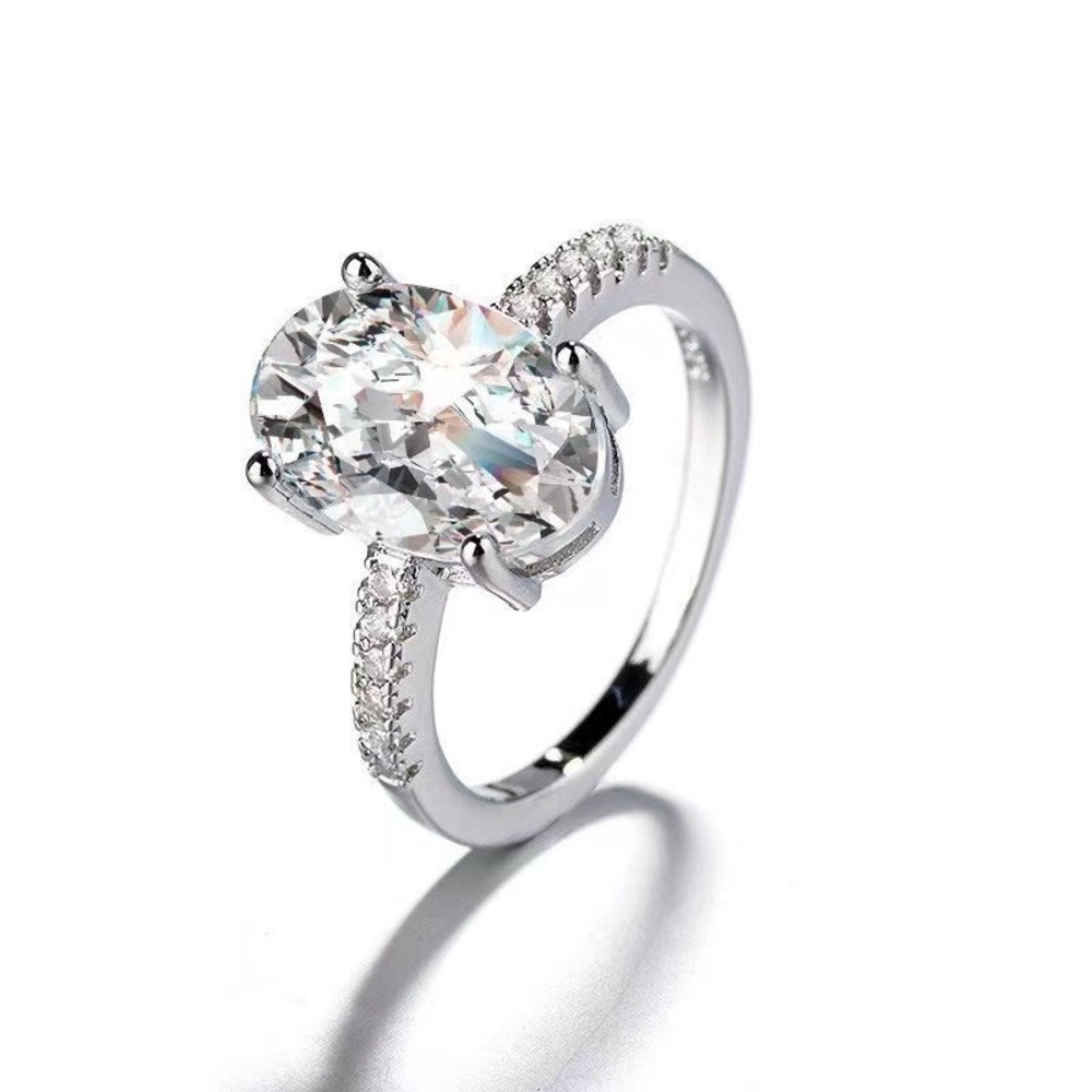 New Micro-inlaid oval egg - shaped Moissanite  wholesale European diamond ring